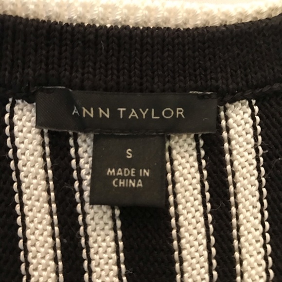 NWOT Ann Taylor sleeveless black&ivory knit dress - Picture 4 of 4